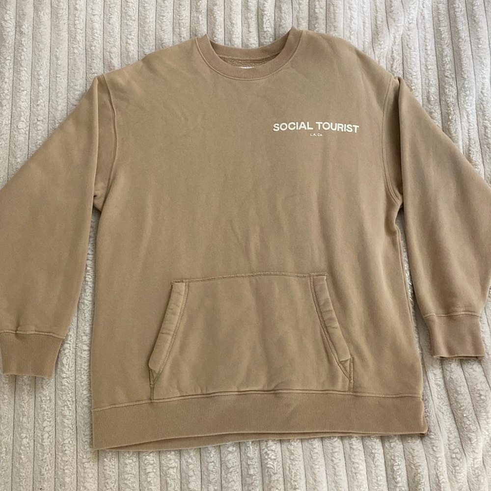 Social Tourist Crewneck